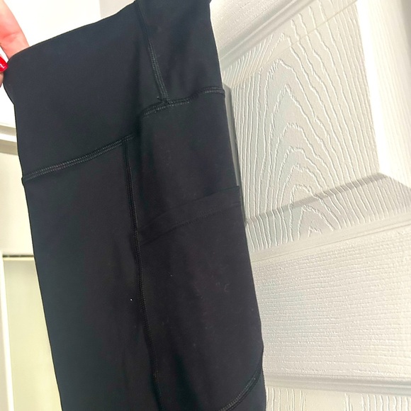 IUGA High Waisted Yoga Pants for Women with Pockets Capri Leggings, XXL, black - Picture 4 of 6